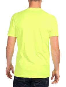 Camiseta de manga corta con cuello redondo para hombre, color amarillo neón, corte regular, informal, color sólido, 100% algodón, tejido de punto, diseño liso. - Product Image 3