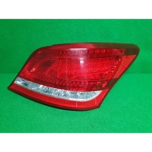 Luz Trasera Derecha Usada Equus 924023N000 - Product Image 1