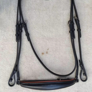 Collier de tête pour cheval personnalisé, style de bridon à nez rabattable Annabelle, fabricant de matériel équestre en gros, articles en cuir véritable - Product Image 3