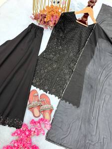 Ensemble ethnique 3 pièces élégant pour femme en faux georgette lourd avec broderie de sequins et manches ajourées, ensemble assorti - Product Image 2