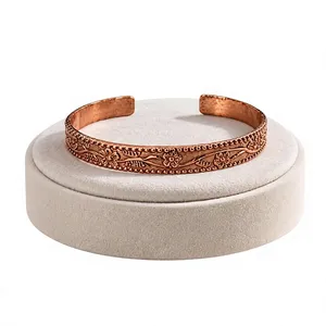 กำไลทองแดงลายไม้แบบโบราณสไตล์อายุรเวท  เครื่องประดับโลหะทันสมัย ดีไซน์ประณีต - Product Image 5