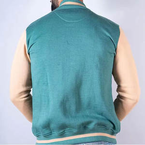 Chaqueta Varsity Ecológica para Hombre en Oferta, con Cuello Alto, Logotipo Frontal, Estilo Urbano, Resistente al Viento y Reversible, Ajuste Cómodo - Product Image 4