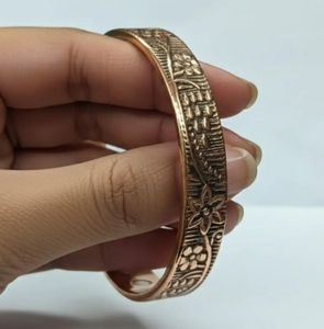 Artisanal Embossed Floral Petal Pure Copper Therapy Cuff Bracelet Fashionable Metal Jewelry Exquisite Design - Product Image 1