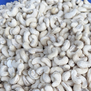 Hot Sale Wholesale Cashew <b>Nuts</b> WW180, WW240, WW320, LP, WS Raw Cashew <b>Nuts</b> Cashew <b>Nuts</b> Reasonable Price - Product Image 1