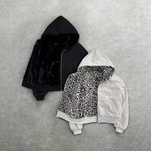 Veste d'hiver décontractée pour femme, à capuche réversible, imprimé léopard, doublée de polaire, fermeture éclair, longueur courte, manches longues - Product Image 1