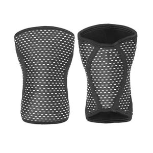 Manga de codo transpirable de nido de abeja con acolchado y soporte de compresión para baloncesto, levantamiento de pesas, entrenamiento de fuerza, personalizada - Product Image 1