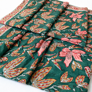 Paréos une pièce imprimés sérigraphiés, motifs tropicaux, faits main, pour la plage et les vacances d'été, avec logo frontal, vente en gros - Product Image 1