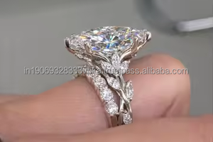 Anillo de Compromiso de Moissanita con Corte Ovalado de 6 Quilates, Inspirado en el Estilo Vintage, en Oro Blanco de 14K, Joyería para Mujer, Regalos de Boda y Aniversario - Product Image 4