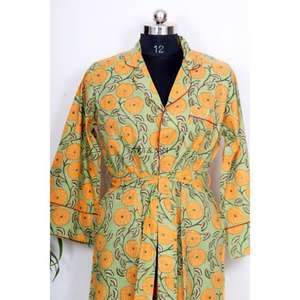 เดรสยาวผ้าฝ้ายพิมพ์ลายดอกไม้สไตล์วินเทจ เป็นมิตรกับสิ่งแวดล้อม สไตล์ฮิปฮอป ลายพิมพ์ใหม่ เสื้อเชิ้ตคอวีติดกระดุม ปรับได้ - Product Image 5