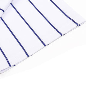 Maillot de baseball en polyester premium avec systèmes avancés d'évacuation de l'humidité et canaux d'aération stratégiques - Product Image 3