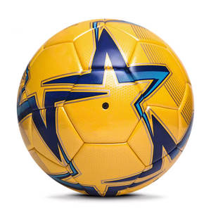 Ballon de football d'entraînement professionnel de haute qualité, design durable, rebond optimal pour les entraînements et les jeux en extérieur - Product Image 1