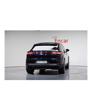 Porsche Cayenne 3.0 Coupé 2024, 39,133 km, Volante a la Izquierda, Caja de Cambios Automática, Asientos de Cuero con Cámara Trasera - Product Image 4