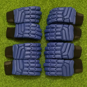 ถุงมือตีคริกเก็ตจากโรงงานโดยตรง ขายส่งจำนวนมาก อุปกรณ์หนังแท้ MOQ ต่ำ รับผลิตถุงมือตีคริกเก็ตตามสั่ง ขายส่งแบบไม่มีโลโก้ - Product Image 4