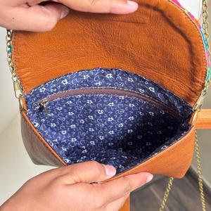 Sac à bandoulière ethnique brodé fait à la main avec cuir véritable et sangle de chaîne Boho sac à bandoulière pour femmes conceptions personnalisées disponibles - Product Image 6