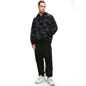 Sweat à capuche confortable pour homme, style streetwear, chaud et décontracté, idéal pour l'extérieur, en vente. - Product Image 1