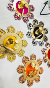 Ensembles de thali Lotus Kamal exquis et faits à la main, fusion vibrante de tradition, d'élégance et d'art spirituel pour les célébrations festives - Product Image 2