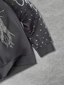 Sudadera con capucha y cremallera frontal con estampado de figuras y adornos de diamantes de imitación para hombre, sudadera con capucha gráfica con cremallera para hombre - Product Image 3