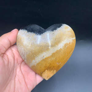 Venta al por Mayor de Piedras Preciosas de Raíz de Palma Fósil en Forma de Corazón, Cristal Curativo Artesanal de Alta Calidad, 80X80X30 mm, Natural de Indonesia - Product Image 3