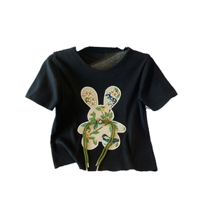 T-shirt décontracté pour femme avec broderie de lapin et perles, mode estivale, manches courtes, tricoté, col rond, coupe ajustée, en polyester - Product Image 4