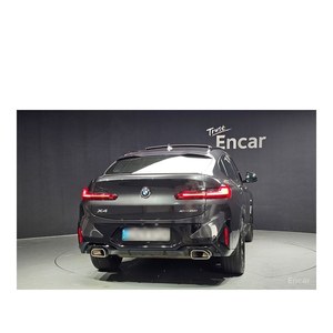 BMW X4 XDrive20i M Sport 2023 con Caja de Cambios Automática, Volante a la Izquierda y Cámara Trasera, Solo 23,643 Km! - Product Image 4