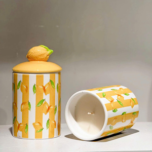 Bougies parfumées en pot en céramique moderne coulé à la main Étiquette en cire de noix de coco personnalisée Cadeaux pacifiques pour la maison et l'amitié - Product Image 3