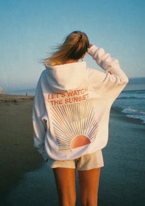 Sweat-shirt à capuche oversize pour femme, noir, imprimé Forever Chasing Sunsets, épaules tombantes, manches longues, en coton tricoté, vêtement d'été - Product Image 4