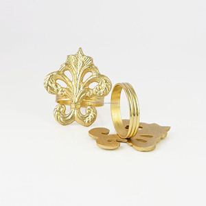 Vente chaude De Luxe Rond De Serviette En Métal Doré Cercle Perle De Fer Papillon Forme Printemps Parties Mariages-Quantité En Vrac En Gros - Product Image 5