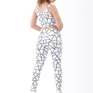 Nouvel ensemble de leggings et soutien-gorge de yoga tendance pour femme – Tenue de sport décontractée et personnalisable pour la gym et le fitness - Product Image 6