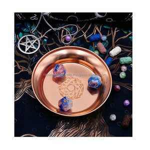 Bol d'offrande vintage en cuivre pur avec motif de totem de chaman plat d'autel supérieur pour encens et rituels spirituels à de bons tarifs - Product Image 4