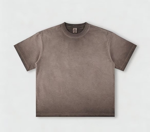 เสื้อยืดคอกลมแขนสั้นสีดำสำหรับผู้ชาย ทรงปกติ ระบายอากาศได้ดี ผลิตจากผ้าโพลีเอสเตอร์ถัก สวมใส่สบาย สีพื้นเรียบง่าย เสื้อผู้ชายสไตล์วินเทจ รุ่น 250 - Product Image 3