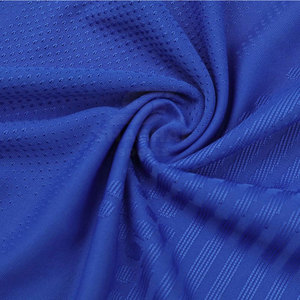 Vêtements de sport de haute qualité, uniforme de football personnalisé, uniforme de football très vendu, fabriqué au Pakistan - Product Image 4