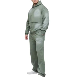 Ensemble de survêtement personnalisé pour homme, effet délavé, avec sweat à capuche zippé et pantalon de jogging évasé à impression en relief - Product Image 6