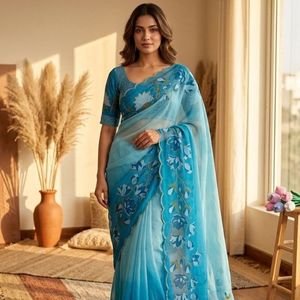 Exclusivo Saree de Seda Tebby con Estampado Floral y Diseño de Katdana Hecho a Mano con Blusa sin Coser, Precio al por Mayor por Royal Export - Product Image 2