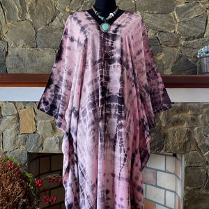 Vestido Caftán de Rayón Shibori Teñido a Mano, Talla Grande, Corte Holgado y Relajado, Estilo Boho para Mujer - Product Image 1