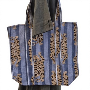 Bolsa de Mano Ecológica de Algodón Acolchado con Estampado de Tigre, Bolsillos Interiores/Exteriores, Bolsa de Compras y Viaje Grande, Elegante y Espaciosa para Mujer - Product Image 2