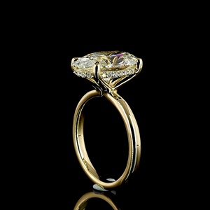 Bague de fiançailles personnalisée en moissanite ovale certifiée IGI 5 carats, grande pierre, or jaune 14K, solitaire minimaliste, fabrication de bagues de mariage - Product Image 2