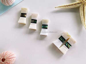 Palillos de madera de estilo japonés tradicional | Herramientas de comedor duraderas, elegantes y reutilizables para hogares, hoteles y paquetes de regalo de exportación - Product Image 6