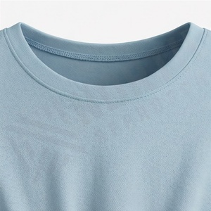 เสื้อยืดผ้าฝ้ายผู้หญิง พิมพ์ลายตามสั่ง สไตล์วินเทจ ทรงหลวม ครอปท็อป ชุดออกกำลังกาย เสื้อผ้ากีฬาคุณภาพพรีเมียม - Product Image 4