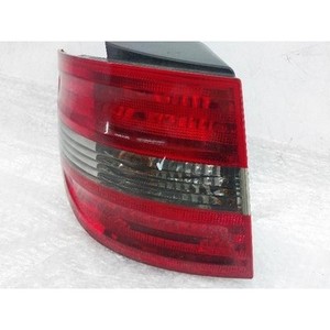 Luz Trasera Izquierda Usada Clase B A1698200377 - Product Image 2