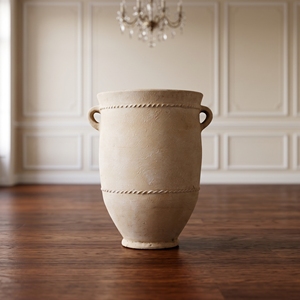 Grand vase de sol antique en terre cuite, à double anse avec bordure en corde, couleur beige sable, poterie décorative, grande urne décorative pour la maison - Product Image 2