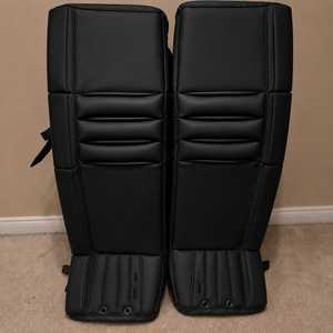 Protections de hockey sur glace unisexes avec design de logo personnalisé - Product Image 2