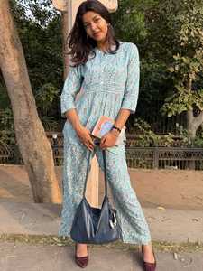 Conjunto de Dos Piezas Casual para Mujer, Color Azul Agua, Estampado, con Túnica Elegante y Pantalones Rectos a Juego - Product Image 4