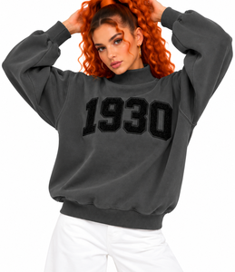 Sweat-shirt surdimensionné à col montant pour femme OEM, avec broderie personnalisée en lettres appliquées, épaules tombantes, en molleton de coton - Product Image 6
