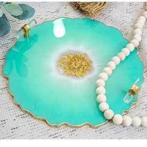 ถาดเสิร์ฟเรซิ่นหินอ่อนสีขาวพรีเมียมพร้อมชุดจานรองแก้ว 4 ใบ ลายเส้นทองคำ ชุดถาดสี่เหลี่ยมหรูหรา - Product Image 6