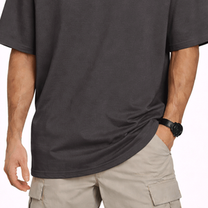 Camisetas de alta calidad para hombre y mujer, ropa casual de tela de algodón suave, diseñadas para la comodidad diaria, venta al por mayor de prendas de vestir. - Product Image 4