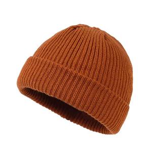 Bonnet en tricot pour enfants avec pompon, prêt à être expédié, idéal pour les programmes de vente au détail saisonniers - Product Image 4