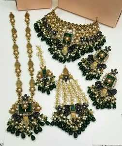 Juegos de Joyería de Boda Tradicionales de Acero Inoxidable, Diseño Personalizado de Alta Calidad, Collar y Aretes Modernos Chapados en Oro - Product Image 6