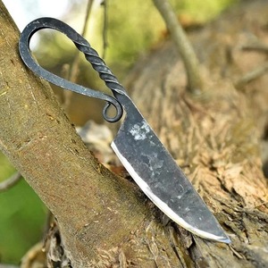 Handmade Carbon Steel Medieval Knife Knife – Full Tang Viking Chef Knife with Leather Sheath - Product Image 5