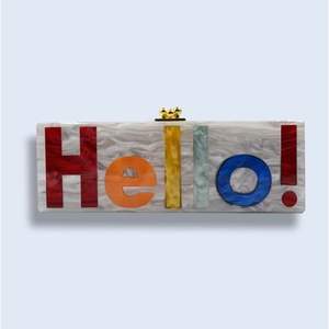 Bolso de Mano de Resina de Cristal Hecho a Mano por Diseñador, Elegante Accesorio de Moda para la Noche - Product Image 1