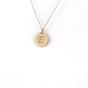Abalorios de letras del alfabeto inglés A-Z pequeños, chapados en oro sobre plata 925, con orificio, conectores de eslabones para la creación de collares, pulseras y regalos - Product Image 2